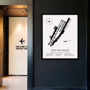 Stampa incorniciata del primo volo da solista, QUALSIASI AEROPORTO, mappa dell'aeroporto dettagliata e personalizzabile, regalo per piloti immagine 7