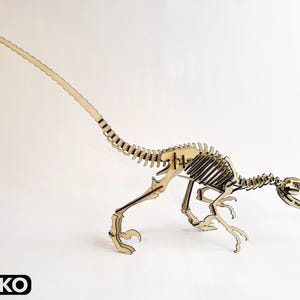 Modèle de fichier numérique Velociraptor squelette .dxf pour découpe laser