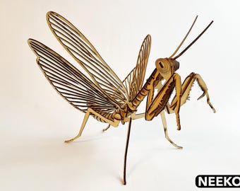Praying Mantis .dxf digital file template for laser cutting.