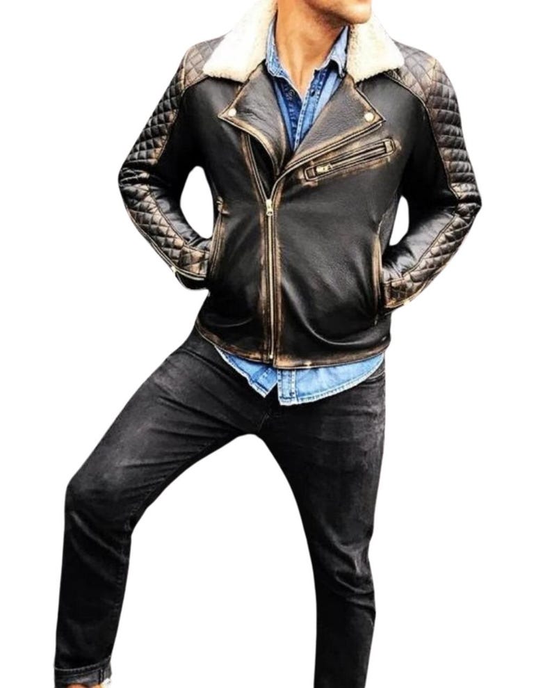 Mens Waxed Black Leather Motorbike Jacket: Quilted Shoulders, Fur Collar image 4