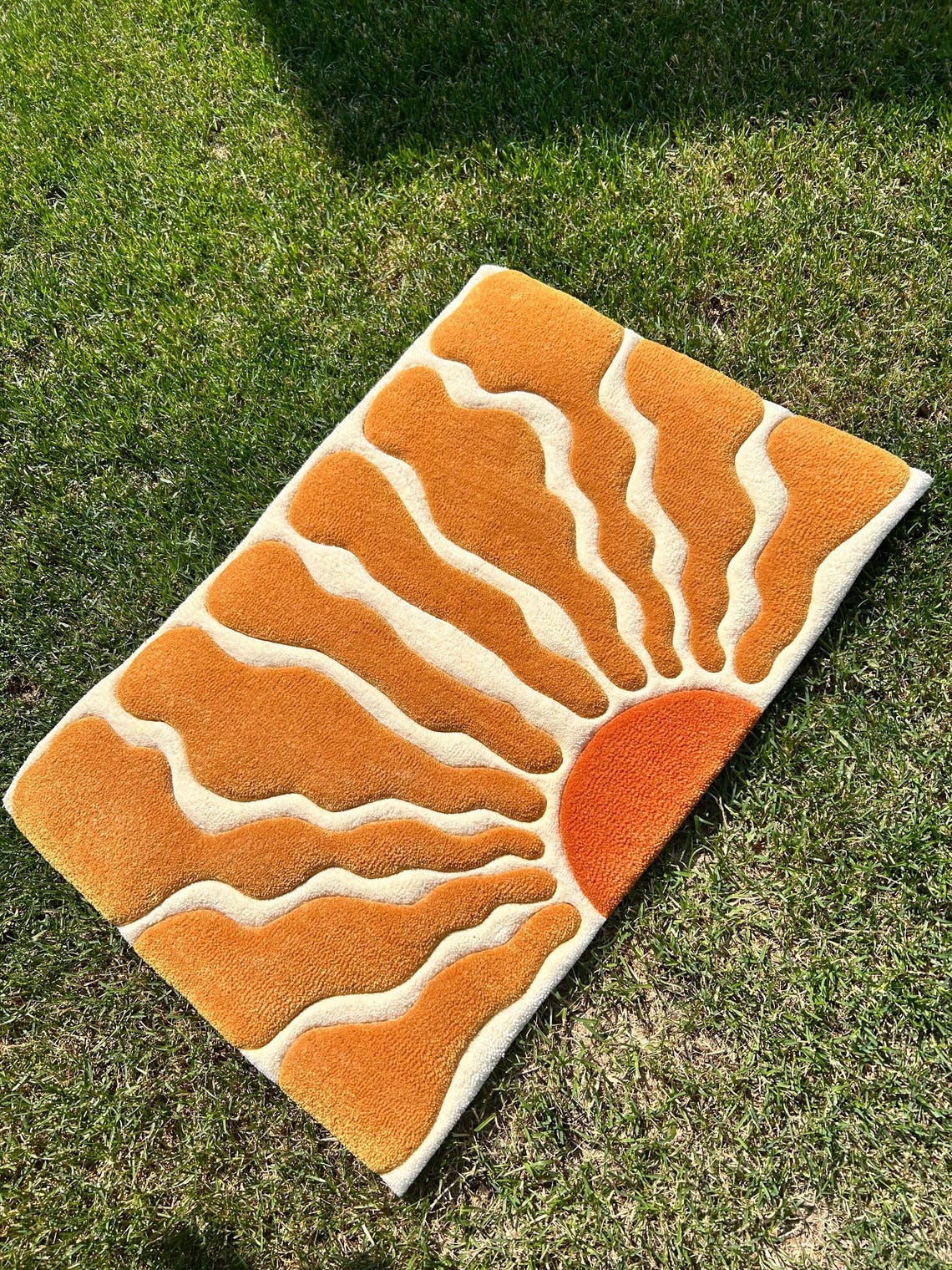 Wavy Sun Hand Tufted Rug - Etsy