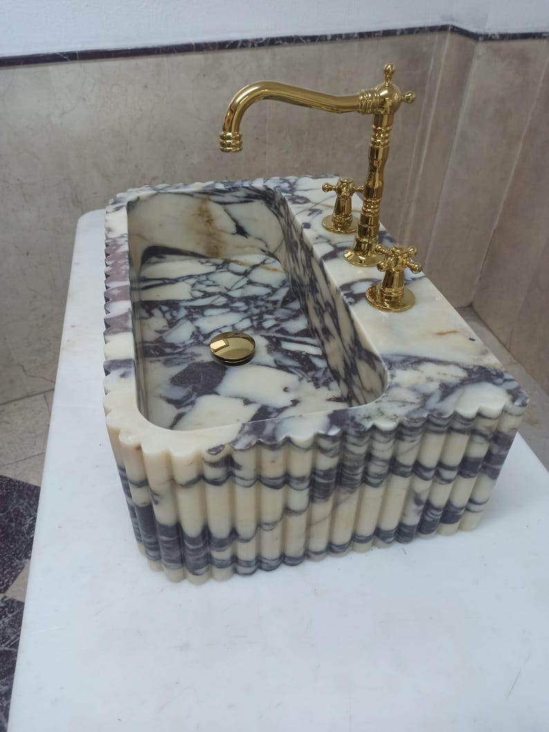 Calacatta Viola Marble Wall Hung Basin , Marble Wall Desing Sink , Hand