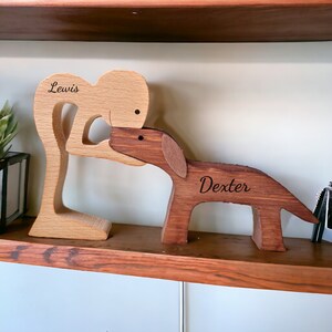 Ornement personnalisé en bois pour animal de compagnie pour chien, cadeaux commémoratifs personnalisés pour femmes et chiens gravés, figurine de chien en bois, cadeau de décoration d'intérieur, cadeaux pour amoureux des chiens