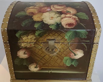 Large Vintage Hand Painted Wooden Chest, Floral Design Trunk Storage Box, Decorative Storage Box, Home Decor