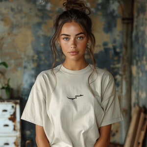 Hanes Habibi Shirt Versatile for Everyday Comfort and Travel Unique Arabic Calligraphy Oversized T-Shirt for Men and Women