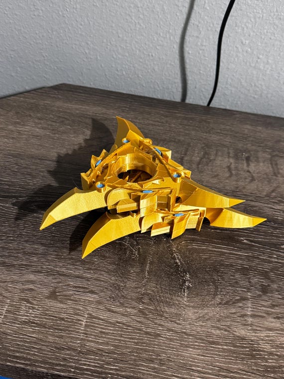 Ninja Shurikens of Ice Prop Life Sized Zane Golden Weapon Display