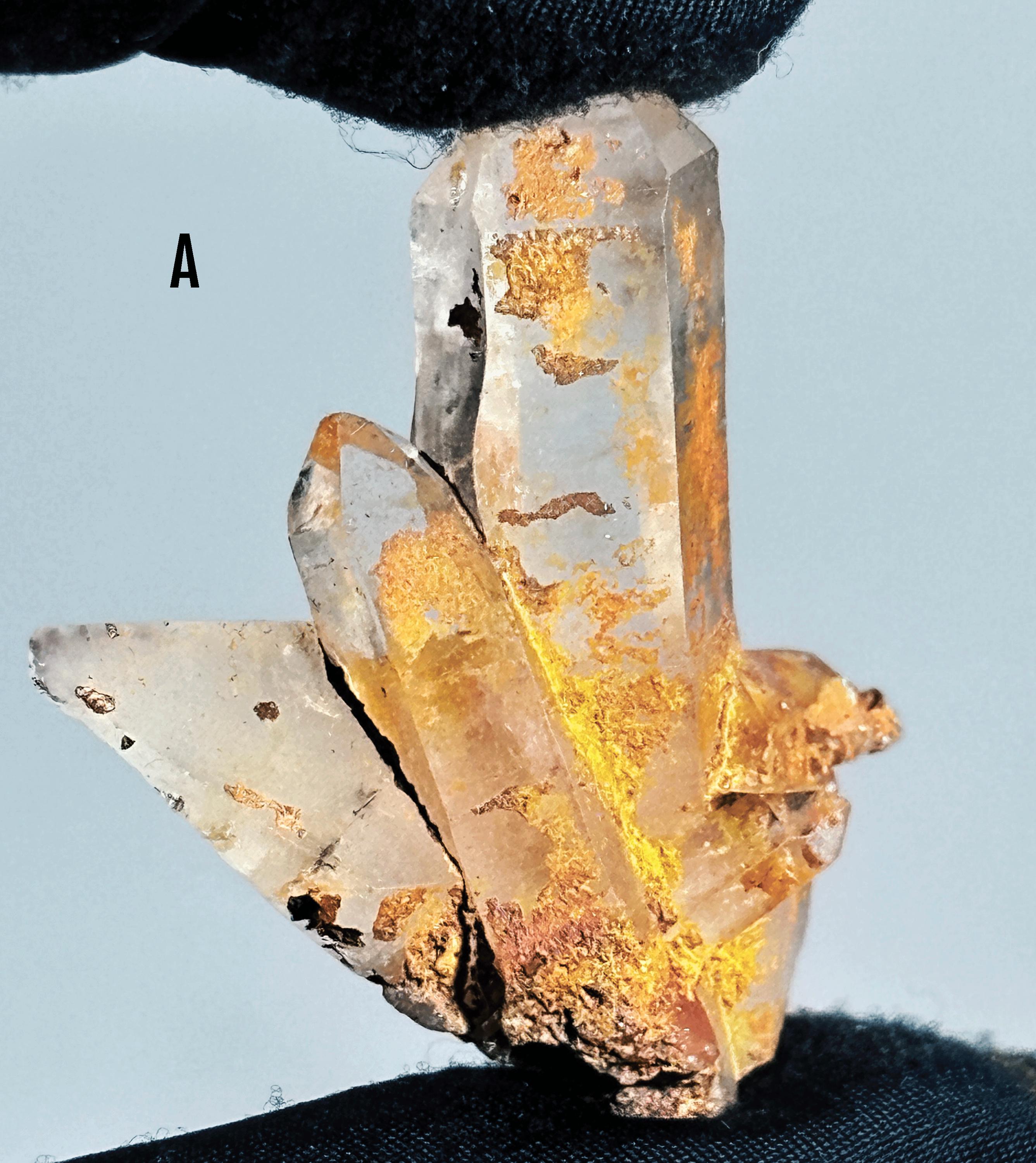 ゴールデンヒーラー ヒマラヤ水晶クラスター 鉱物標本 虹色 