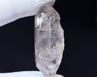 ハーキマーダイヤモンド エンハイドロクォーツ（動く黒砂入り、虹色