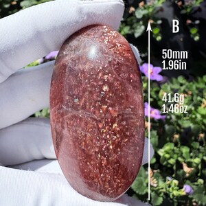 High-Quality Arusha Sunstone Palm Stone Premium Grade Stunning Double-Sided Rainbow Flash Rare Orange Sunstone Pocket Crystal Tumbled Stone B：41.6g