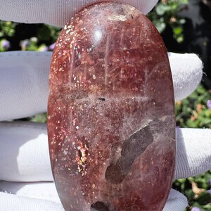 High-Quality Arusha Sunstone Palm Stone Premium Grade Stunning Double-Sided Rainbow Flash Rare Orange Sunstone Pocket Crystal Tumbled Stone image 8