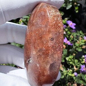 High-Quality Arusha Sunstone Palm Stone Premium Grade Stunning Double-Sided Rainbow Flash Rare Orange Sunstone Pocket Crystal Tumbled Stone image 13