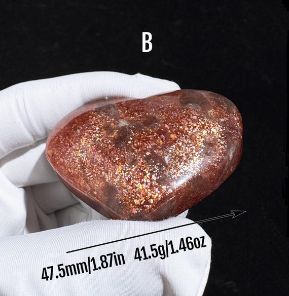 High-Quality Arusha Sunstone Palm Stone Premium Grade Stunning Double-Sided Rainbow Flash Rare Orange Sunstone Pocket Crystal Tumbled Stone