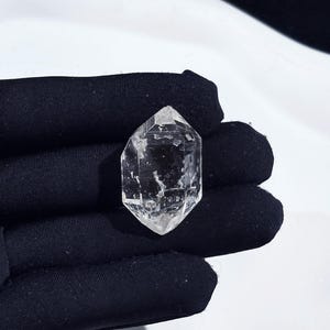 Water-Clear Long Herkimer Diamond Quartz – High-Quality Crystal with Rainbows | Powerful Energy Amplifier from China