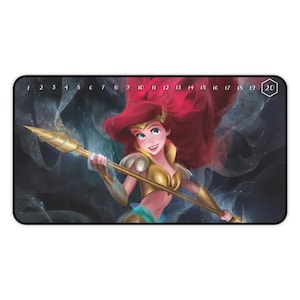 Tapis de jeu TCG - Lorcana - Art alternatif Ariel Sonic Warrior - plusieurs tailles avec compteur de connaissances