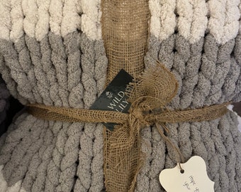 Couverture pour bébé en grosse maille