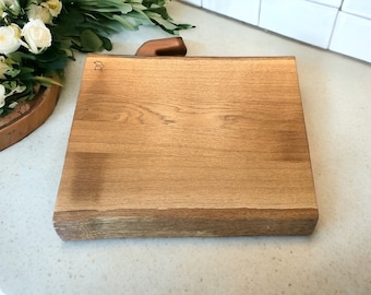 Cutting board | Kitchen board | Chopping board solid oiled oak with anti-slip feet