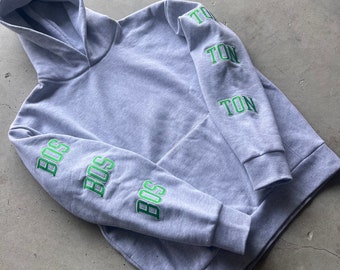 Boston SLEEVES embroidered hoodie . No string BOXY fit.