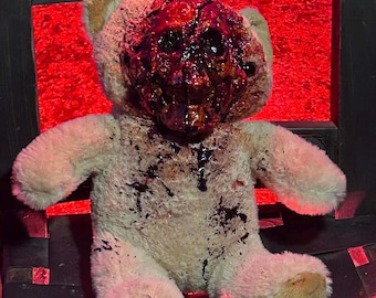 Creepy Teddy Bear Plush: Horror Gothic Halloween Decor