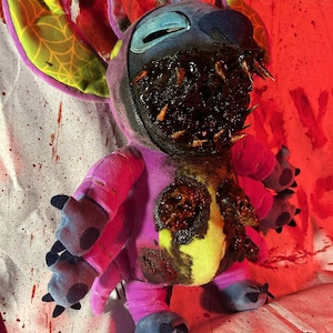 Creepy Stitch Plush: Horror Halloween Teddy Bear bild 1