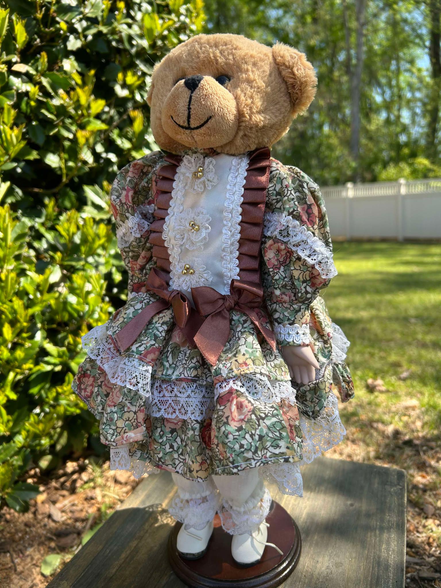 Browny Bear 花柄ドレス付きぬいぐるみ Browny Bear 花柄ドレス付きぬいぐるみ