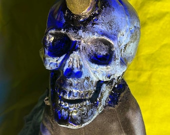 Unicorn Plush: Silver Horror Decor - Halloween Collectible