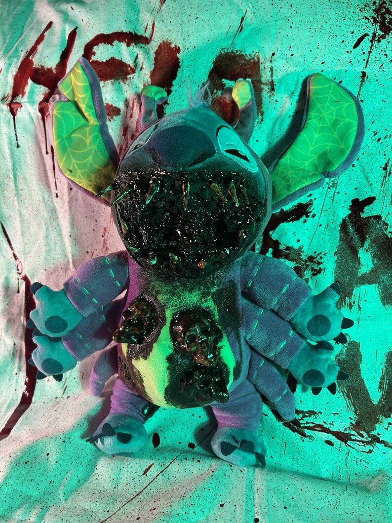 Creepy Stitch Plush: Horror Halloween Teddy Bear bild 4