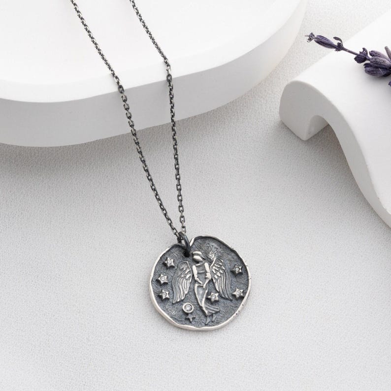 Collana con costellazione della Vergine, gioielli con segno zodiacale, ciondolo astrologico minimalista in argento, regalo di compleanno per la Vergine Black Silver