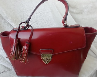 vintage pattent red handbag Ben de Lisi Principles