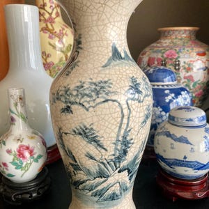 Antique Vietnamese Porcelain Crackle Vase - c.1920&#39;s - Nguyen Dynasty - Outstanding Condition - Pottery & Ceramics - Home Decor - Asian Art.