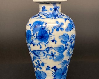 Antique Chinese Blue & White Porcelain Vase, 16cm, Guangxu, Qing Dynasty.