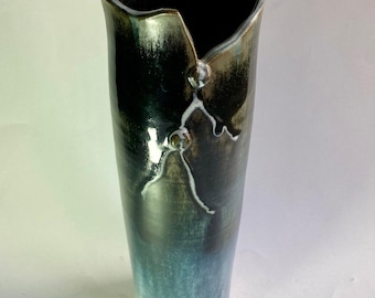 Vintage Kerrie Docker Ceramic 30cm Vase - Jindera Australia - Excellent Quality & Condition - c.2005 - Home Decor - Pottery and Ceramics.