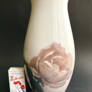 Antique Bing & Grondahl Porcelain Vase - 21cm - Denmark c.1925-1935 - Outstanding Condition - Hand Crafted - Beautiful - Classic -Great Gift