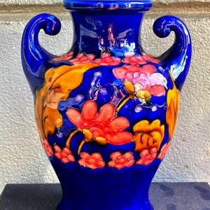 英国ムーアクロフトビンテージ花柄 陶器製 花瓶 Moorcroft style vase - Etsy 日本