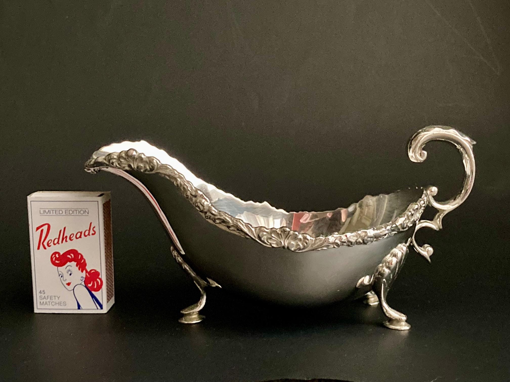 ビクトリア朝の銀メッキソースボート - アンティークグレービーボート