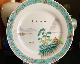 Plato chino Famille Verte vintage de porcelana de 25 cm, siglo XX