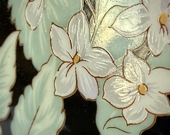 Exquisitely Hand Painted - Vintage Japanese Porcelain Box - Circa 1980's.