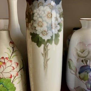 Rare Form Bing & Grondahl Porcelain Sleave Vase - 21cm - Denmark c.1961-1965 - Superb Condition - Fine Ceramics - Beautiful - Hand Crafted.