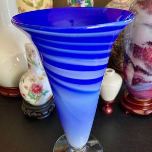 Beautiful Art Glass Vase by Morrell Studios - Blue - 22cm&#39;s - Superb Vintage Condition  - Home Decor - Gift for Her - Mouth Blown.