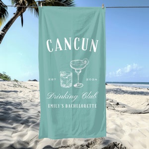 Toalla de playa / Toalla personalizada / Favor de despedida de soltera / Toalla de novia / Regalos personalizados / Regalo de dama de honor