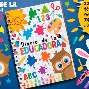 Puede incluir: Una libreta colorida con una portada de cuadrícula que presenta un búho de dibujos animados, un sol y otras ilustraciones con temática escolar. El texto "Diario de la Educadora" está impreso en la portada. La libreta está rodeada de lápices, crayones y otros útiles escolares.