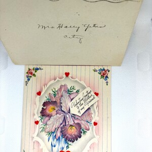 Vintage 1945 belle carte de Saint-Valentin iris scintillant UTILISÉE et signée de superbes graphismes pour la collection, l'artisanat, la réutilisation