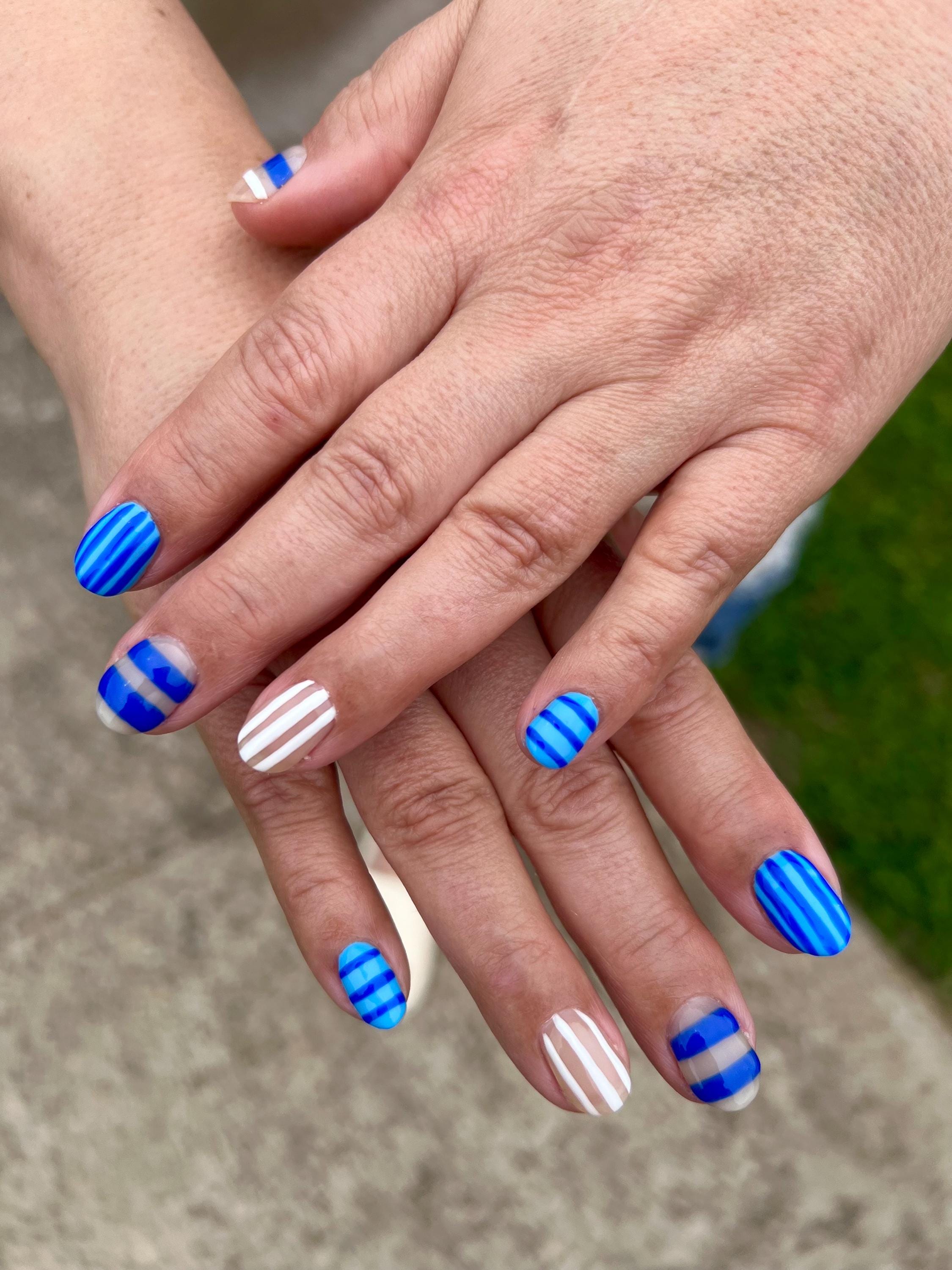 Luxury Hand Painted Press On Nails Blue Stripes
