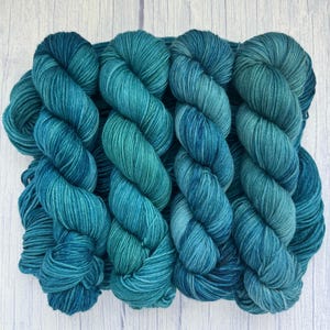 Mermaid Tail Hand Dyed Yarn, Indie Dyed Yarn, Green, Blue, Variegated, Tonal, Wool, DK, Fingering, Merino, Sock,