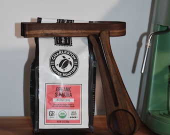 Walnut Coffee Scoop: Measuring Spoon & Bag Clip