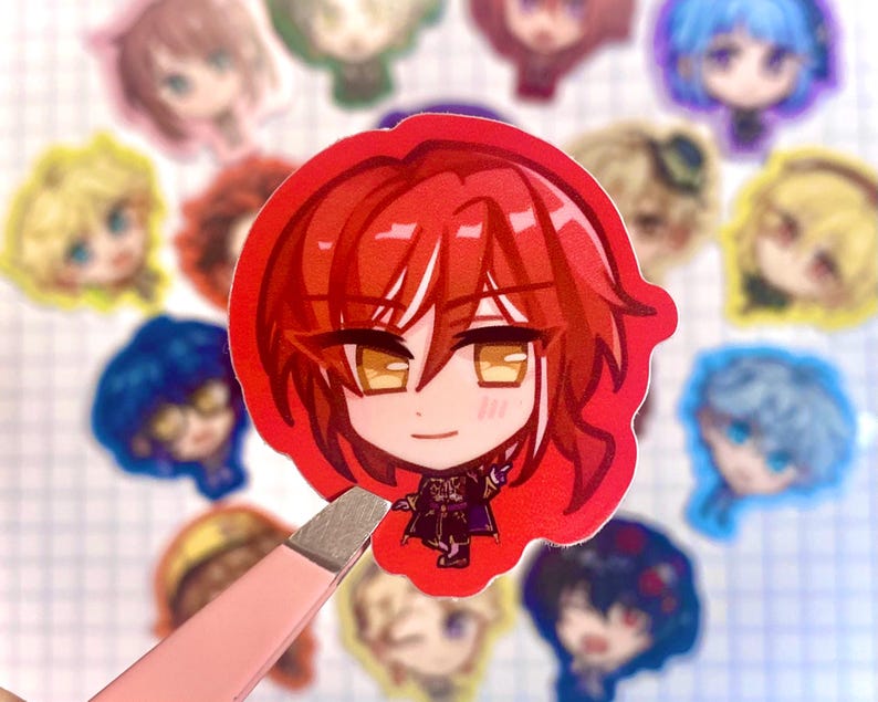Natsume in focus, background: Tomoya, Nazuna Nito, Hajime Shino, Mitsuru Tenma, Keito Hasumi, Kuro Kiryu, Souma Kanzaki, Tsukasa Suou, Leo Tsukinaga, Izumi Sena, Ritsu Sakuma, Arashi Narukami, Tsumugi Aoba, Sora Harukawa, Madara Mikejima, Anzu