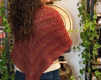 Hand-knitted red and gold shawl in alpaca wool, merino and silk - triangular shape / Ideal Mother's Day gift.