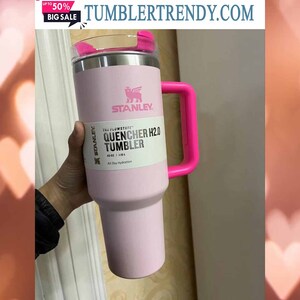 Stanley Black Friday Pink Parade Limited Quencher H2.0 Flowstate Tumbler 40  Oz 