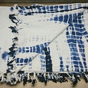 Hand Block Printed Tie Dye Cotton Throw Blanket, Lightweight with Bohemian Tassels (50x70 inch)