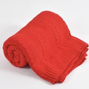 Handwoven Red Cotton Chunky Cable Knit Cotton Throw Blanket (130x150cm)