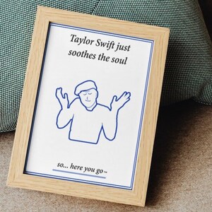 Taylor Swift po prostu koi duszę. — Zdrowy i poprawiający samopoczucie wydruk cyfrowy autorstwa So...here you go | Wydruk cyfrowy (edycja Taylor Swift)